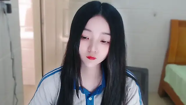 xiao-xiao-D online show from March 8, 6:28 am