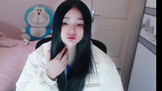 xiao-xiao-D online show from November 19, 6:13 am