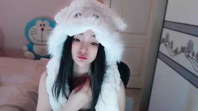 xiao-xiao-D online show from November 18, 4:49 am