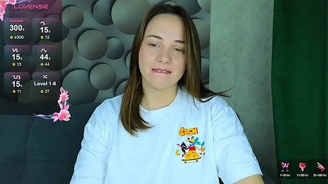 Cute smile sharon online show from October 10, 3:40 am