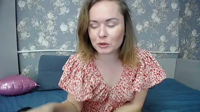 Snapshot of _Miss_Vanilla_ chatting on March 3, 7:24 am Miss Vanilla online show from March 3, 7:24 am