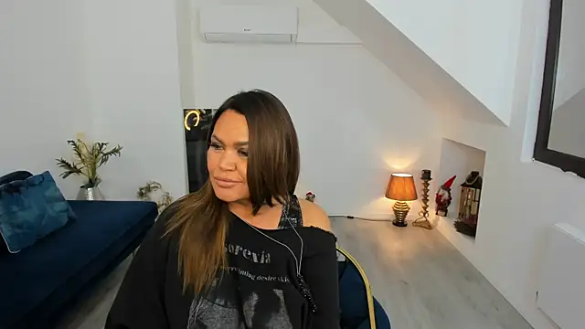 Aileen Stone online show from November 23, 5:12 pm