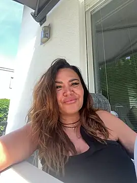Snapshot of Aileen_Stone chatting on June 2, 9:20 am Aileen Stone online show from June 2, 9:20 am