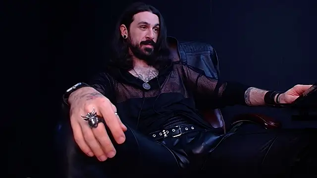 AxelColton online show from November 8, 11:47 am