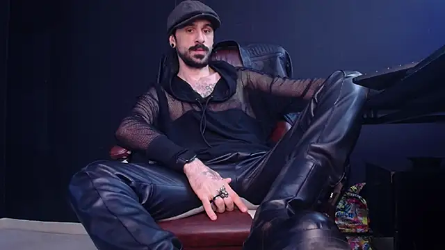 AxelColton online show from October 21, 10:25 am