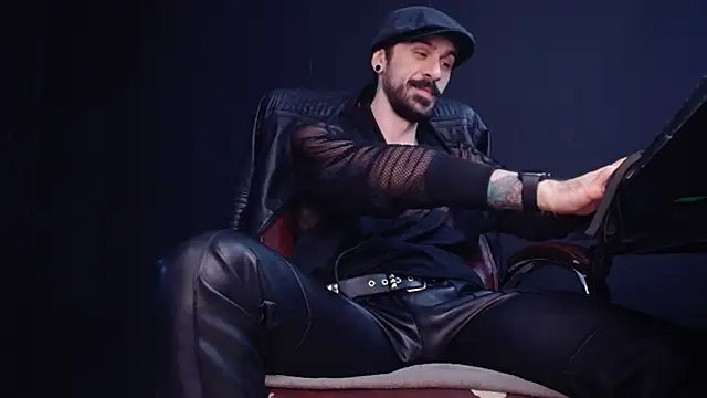 AxelColton online show from October 27, 11:22 am