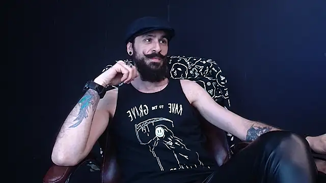 AxelColton online show from March 13, 9:32 am