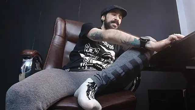 AxelColton online show from March 2, 8:27 am