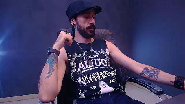 AxelColton online show from November 23, 5:50 am