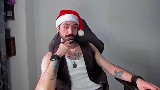 AxelColton online show from December 16, 12:31 pm