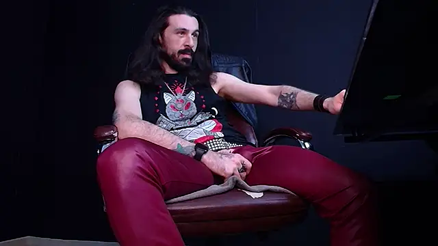 AxelColton online show from November 9, 11:36 am