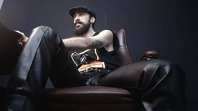 AxelColton online show from March 3, 5:26 am