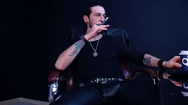 AxelColton online show from November 5, 11:35 am