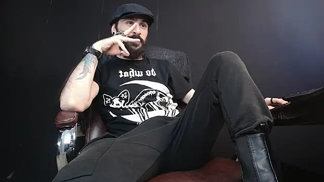 AxelColton online show from February 25, 9:31 am