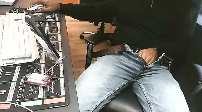 Nil Talreja online show from February 3, 6:02 am