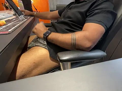 Nil Talreja online show from November 12, 9:13 am