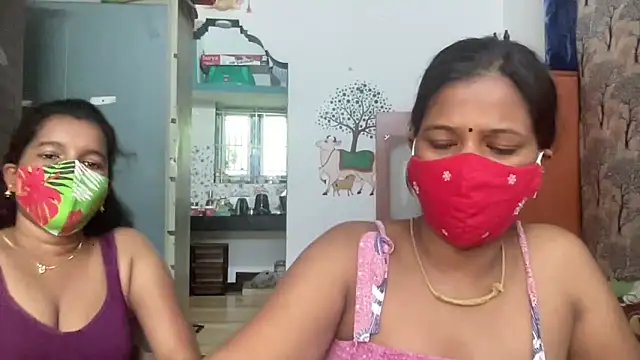 Snapshot of Tamil_Sanjana_ chatting on July 2, 4:51 am Tamil Sanjana online show from July 2, 4:51 am