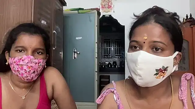 Snapshot of Tamil_Sanjana_ chatting on June 27, 5:30 pm Tamil Sanjana online show from June 27, 5:30 pm
