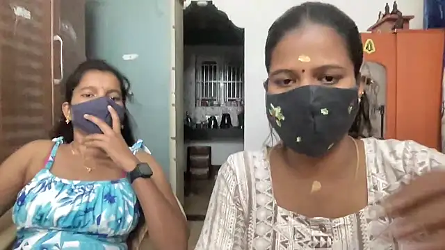 Snapshot of Tamil_Sanjana_ chatting on July 7, 4:54 pm Tamil Sanjana online show from July 7, 4:54 pm
