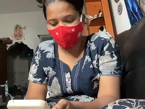 Tamil Sanjana  online show from December 18, 5:17 pm