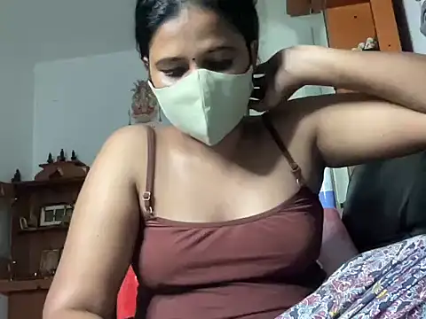 Tamil Sanjana  online show from October 26, 7:36 pm