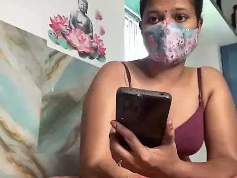 Tamil Sanjana  online show from November 2, 7:13 am