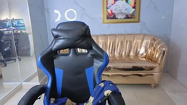 honey torres sub online show from February 4, 1:06 pm