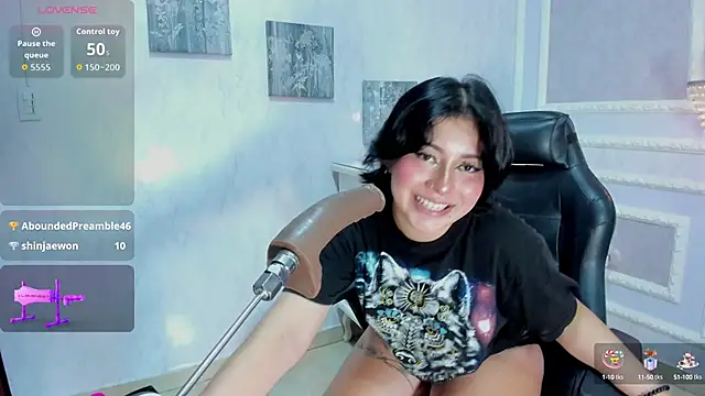 Lily Martinez online show from September 12, 11:10 am