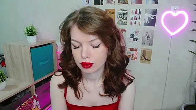 Snapshot of u_mistress_Anna chatting on September 22, 4:29 am u mistress Anna online show from September 22, 4:29 am