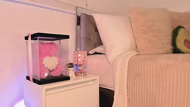 Alissonroses online show from December 3, 9:58 pm