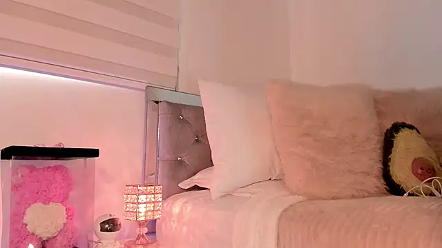 Alissonroses online show from March 6, 7:42 pm