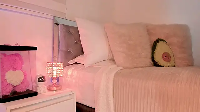 Alissonroses online show from March 17, 10:13 pm