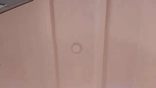 Alissonroses online show from February 22, 7:15 pm