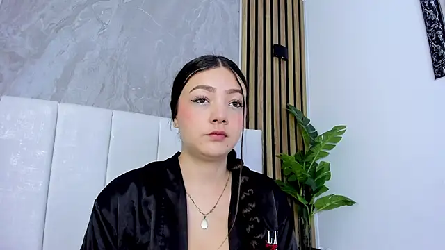 Samantha Good online show from January 18, 11:57 am