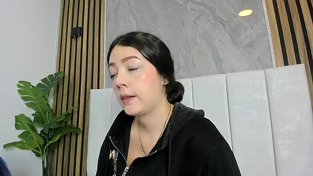 Samantha Good online show from January 7, 12:32 pm