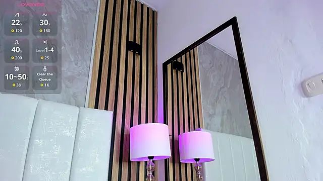 Samantha Good online show from November 23, 10:36 am