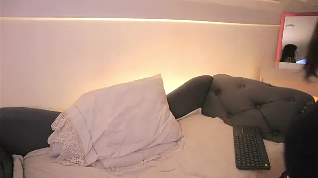 Daisha Riley online show from February 11, 3:50 am