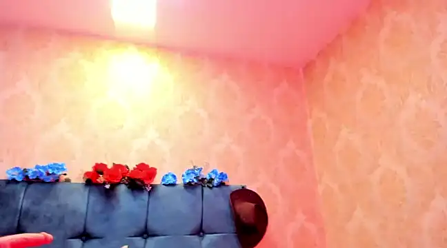 Snapshot of CintiaWalker chatting on March 22, 3:42 pm CintiaWalker online show from March 22, 3:42 pm