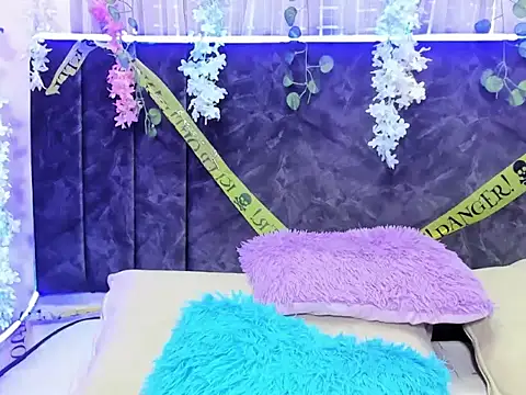 CintiaWalker online show from October 24, 1:21 pm