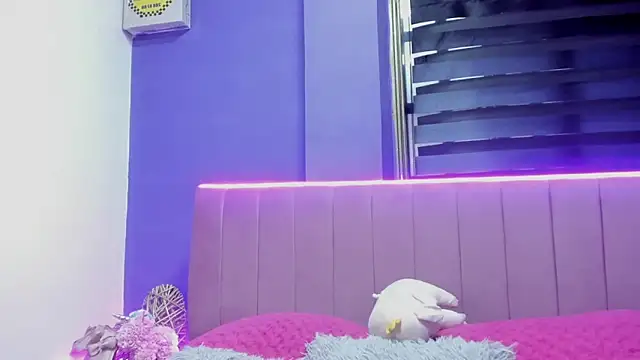 CintiaWalker online show from March 14, 12:55 pm