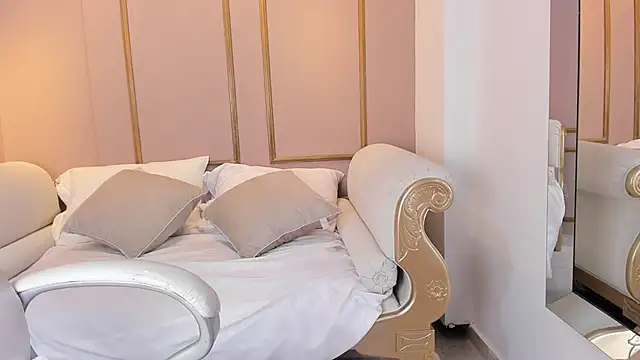 PerlaPreciosa online show from January 16, 4:05 am