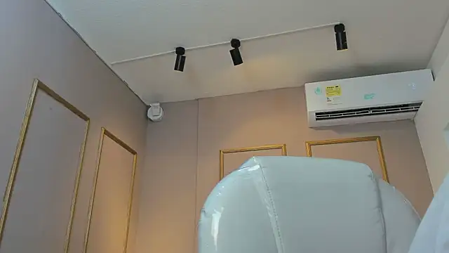 PerlaPreciosa online show from February 22, 4:04 am