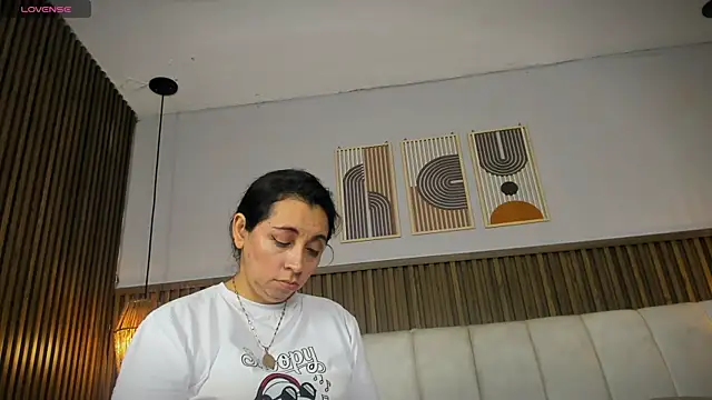 Snapshot of PerlaPreciosa chatting on July 17, 3:59 am PerlaPreciosa online show from July 17, 3:59 am