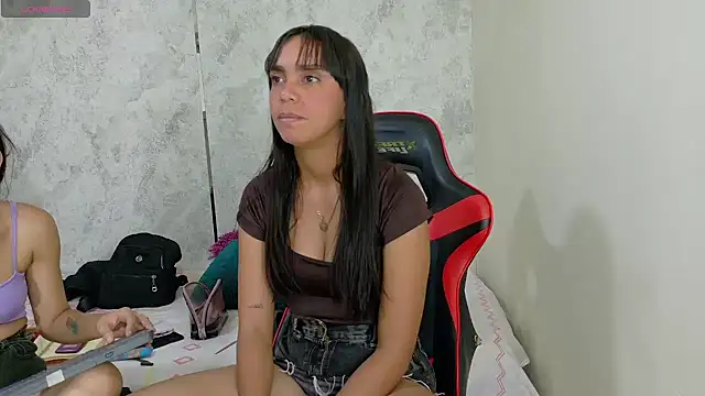 dani-lue online show from May 17, 12:49 pm