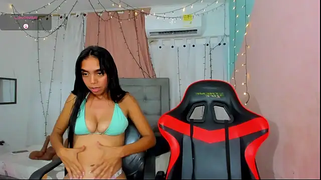 dani-lue online show from December 19, 4:09 pm