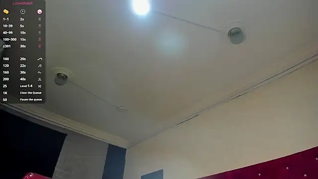 JhonyMiller  online show from April 10, 8:05 pm