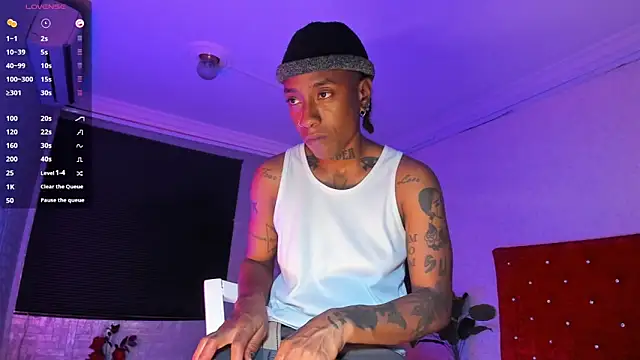 JhonyMiller  online show from May 29, 8:37 pm