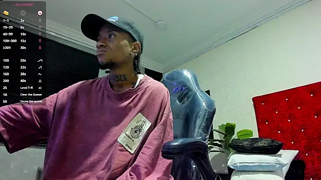 JhonyMiller  online show from May 13, 9:44 pm