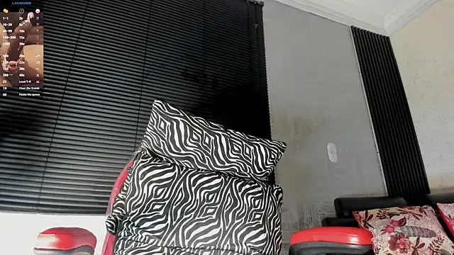 JhonyMiller  online show from November 9, 7:51 pm