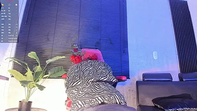 JhonyMiller  online show from November 13, 8:35 pm